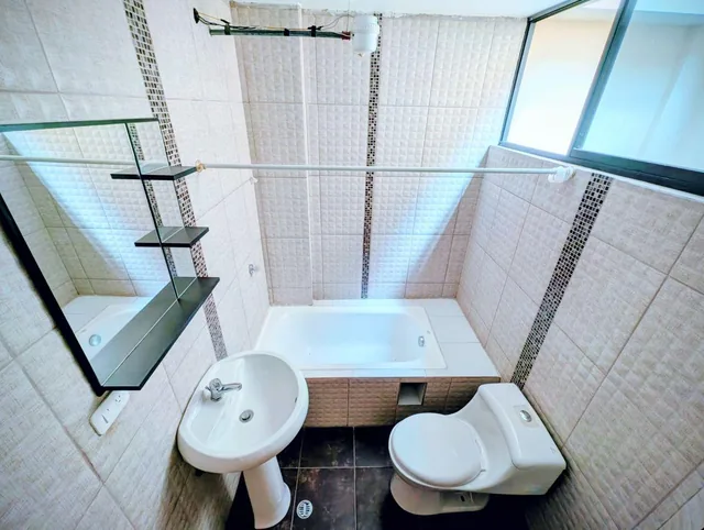 Venta Llano Grande Casa de Cuatro Dorm. Tres Plantas — imagen 3