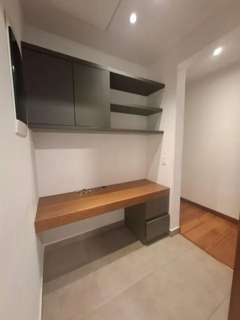 Vendo / Rento Departamento con Terraza - Sector Coruña, González Suárez — imagen 3
