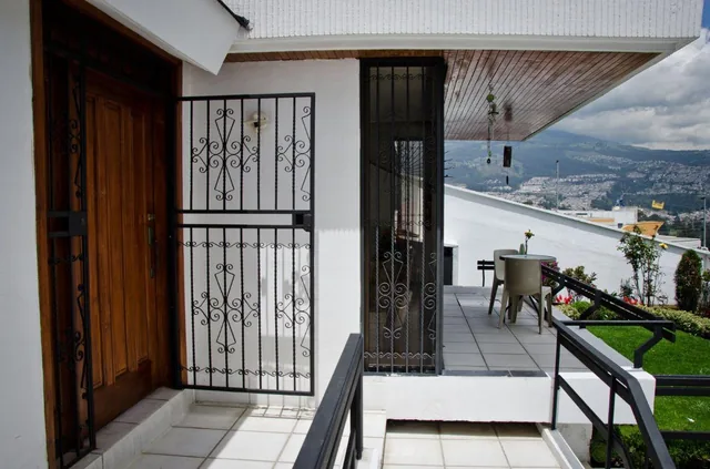 Casa en Venta Sector Carcelén (Ex Colegio Einstein), con Opción a Generar Rentas — imagen 2