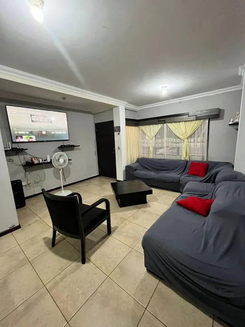 Vendo Casa en Urb. Villa Club, Guayas — imagen 4