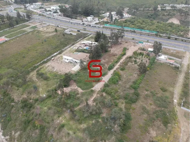 Vendo Terreno 10.715 m² a 5 Min. Cc Portal E Intercambiador Carcelen — imagen 2