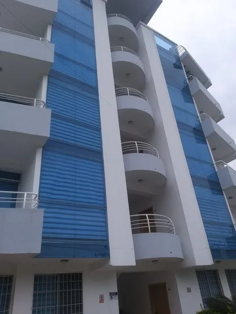 Departamento en Venta de 2 Habitaciones en Tonsupa Frente a La Piscina — imagen 2