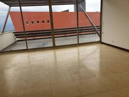 Vendo Casa Urbanizacion Altos del Valle, Miravalle, Cumbaya — imagen 5
