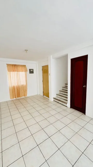 Vendo Casa de Dos Plantas en La Urbanización Metropolis, Guayas — imagen 2