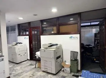 Oficina Comercial Muy Bien Ubicada, Inversión Segura — imagen 2