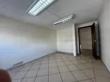 Oc - Sector La Colón, en Venta y Renta Oficina de 161 m², con Balcón — imagen 2