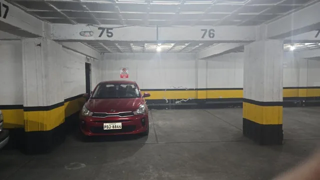 Oportunidad Innovocasa Vende Oficina Amoblada, Sector La Carolina — imagen 3