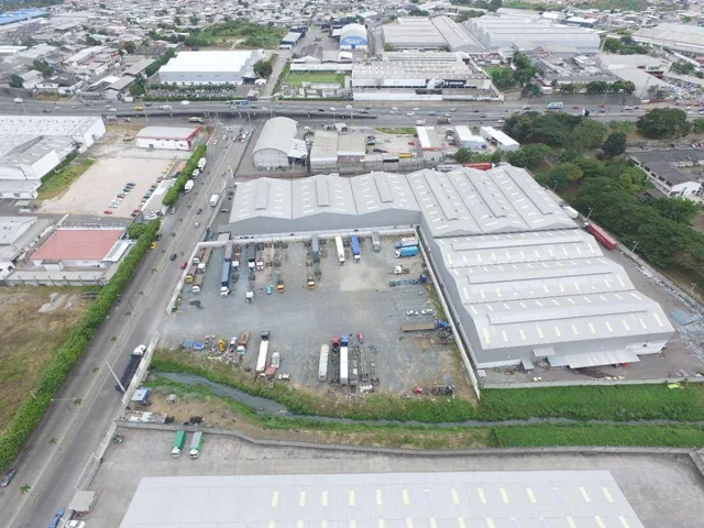 Terreno Exclusivo Industrial en Venta en El Km 8 Vía a Daule, Guayas — imagen 3