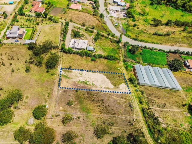 En Venta Terreno de 1432 m² en Chicti, Paute, Azuay — imagen 4
