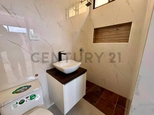 Venta de Casa en Urb San Antonio, Guayas — imagen 2