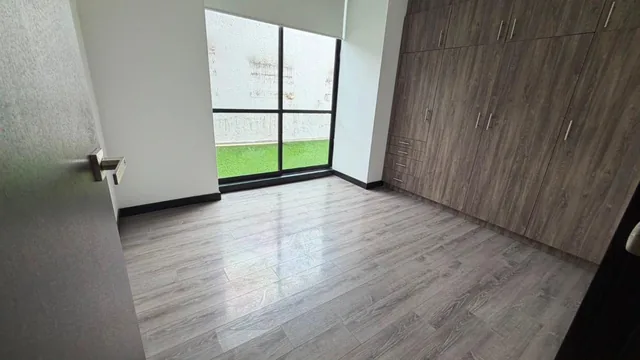 Departamento en Venta con Patio Privado en Bellavista Alto – Quito | 2 Dorm. Acabados Premium — imagen 2