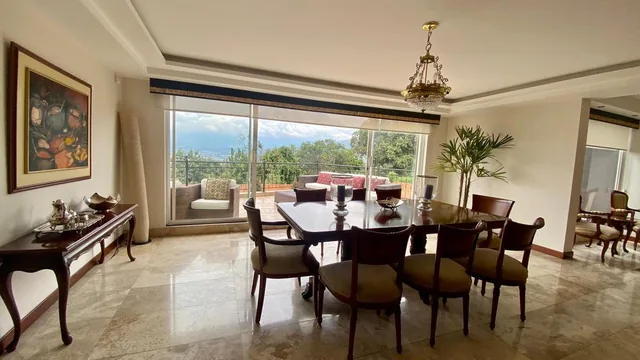 Venta Casa Moderna, Sector San Juan de Cumbayá — imagen 5