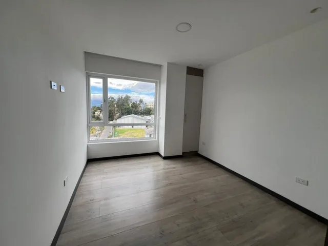 Departamento en Venta – Sector Monteserrín — imagen 5