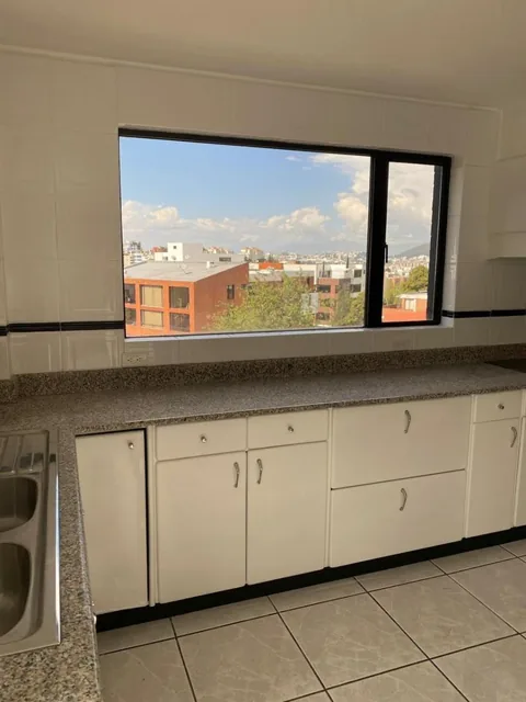 Venta o Renta Departamento Antiguo Quito Tennis — imagen 2