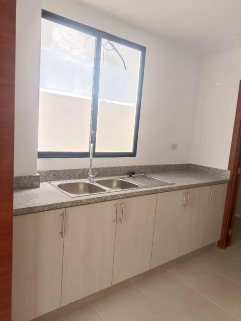 Casa de Estreno Urbanizacion Porto Alegre, Guayas — imagen 5