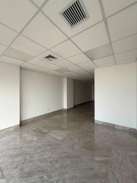 Oficina en Venta edificio Platinum, Guayas — imagen 3