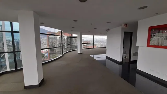 Jv Sector 12 de Octubre, Oficina en Venta, 250 m, Edificio Corporativo — imagen 3