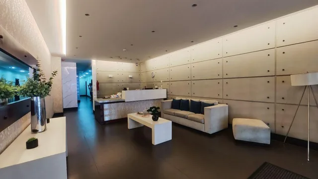 Local Comercial 4 de Venta - Edificio Yoo Quito — imagen 2