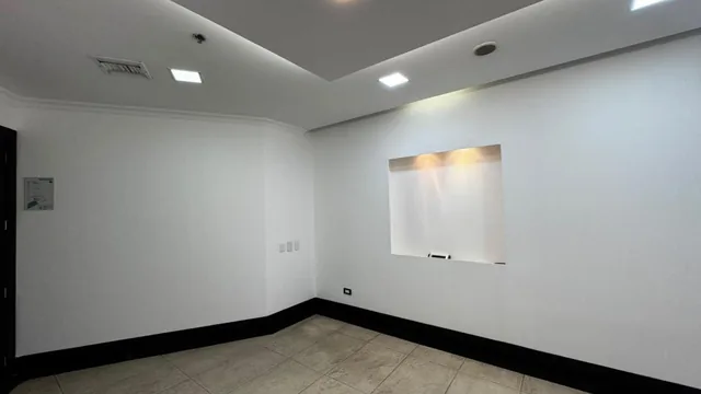 Oficina en Renta y Venta Centro Norte, Piso Alto con Vista San Iganacio y 12 de Octubre. Provincia de Pichincha — imagen 5