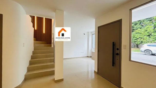 Vendo Casa Remodelada, de Estreno, en Urb. Cataluña, 3 Dorm, 160 m², Guayas — imagen 4