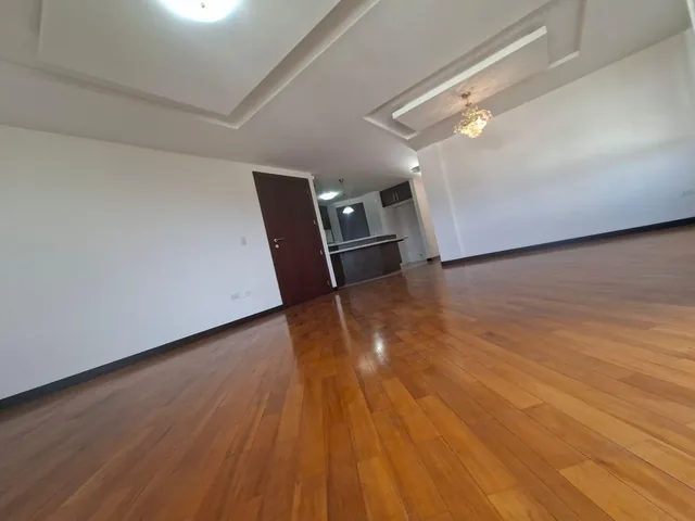 Dpto 127 m² El Bosque | Vista Al Oriente | Chanul | 2 Parqueaderos | Financiamiento — imagen 2