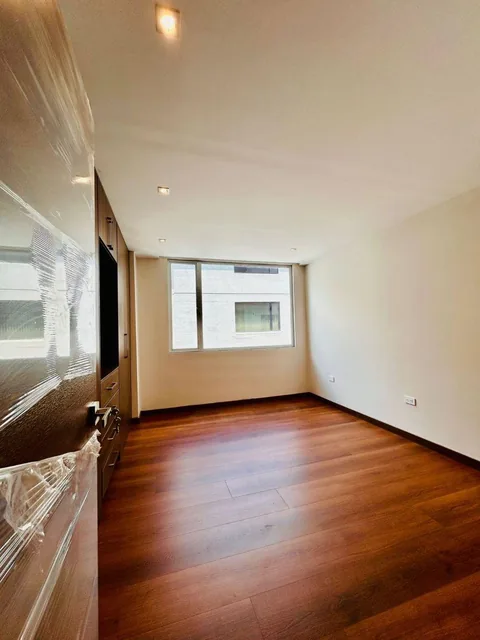 Departamento de 170 m² con 3 Habitaciones en Venta en Quito Tenis — imagen 4