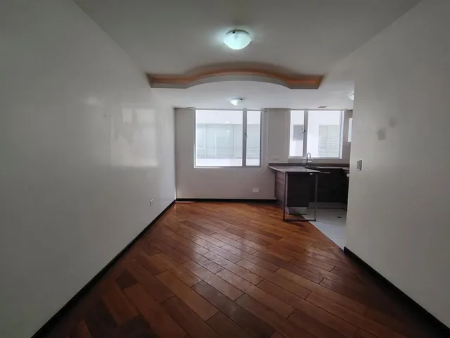 Venta Suite con Parqueadero - La Carolina — imagen 5