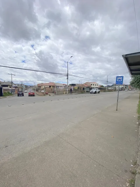 Terreno en Venta Comercial y Residencial 1.092 m² a 50 m del Colegio Borja Cuenca Ec. Azuay — imagen 3