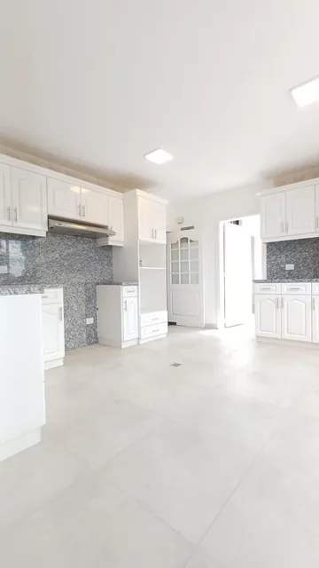 Casa en Venta, 4 Habitaciones, Garages, Estudio, Terrazas _ Conj Privado, Cerca Cc San Rafael Shopping — imagen 2