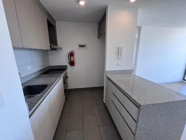 Vendo Departamento con Balcon en Torres Santa Catalina — imagen 5