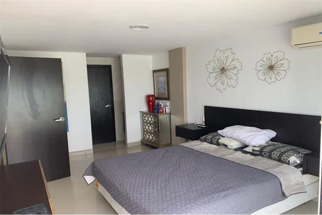 De Oportunidad! en Venta Suite en Ocean m. Espinosa, Guayas — imagen 4