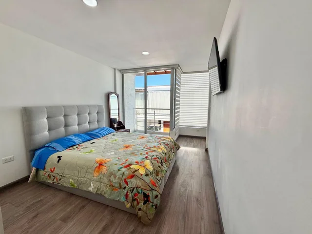 Casa 3 Habitaciones con Baño Privado en Calderon — imagen 4