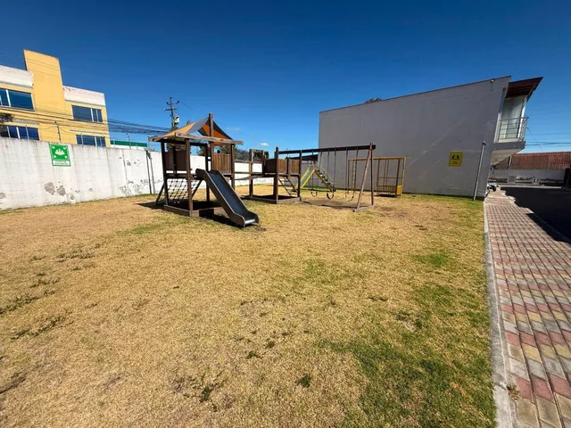 Casa 3 Habitaciones con Baño Privado en Calderon — imagen 2
