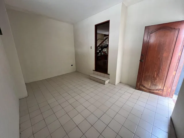 Casa en Venta – Ciudadela Lomas de Urdesa – Sector Urdesa Central, Guayas — imagen 5