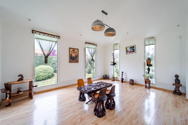 Casa de Una Planta con Amplio Terreno | 2.405 m² | 4 Dorm., Imbabura — imagen 5