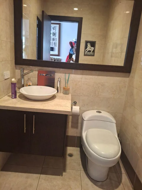 El Condado Primera Etapa, Departamento de 3 Habitaciones, 3 Parqueos — imagen 4