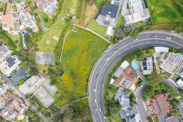 Miravalle 4, Cumbayá Terreno Venta 3.629 m² — imagen 2