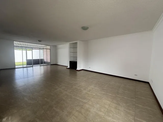 Vendo Casa Inglesa en La Armenia — imagen 2