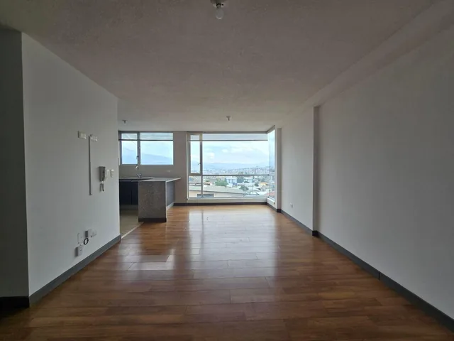 Venta Departamento en Quito Sector Monteserrín a Una Cuadra de Las Azucenas — imagen 5