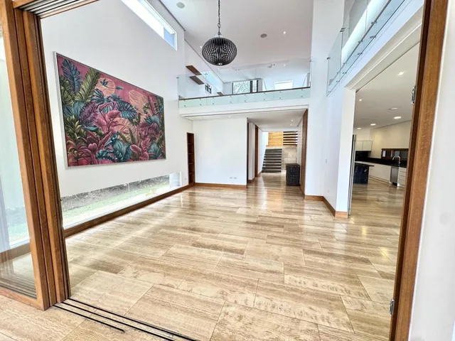 Cumbaya - Sector La Viña Casa en Venta 560 m² Construccion y 300 m² Jardin — imagen 5