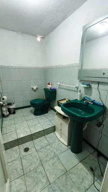 Venta de Casa Rentera El Condado — imagen 2