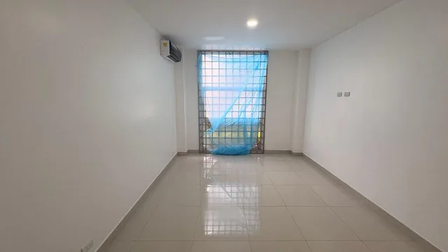 Venta Departamento Planta Baja en Cdla Santa Cecilia (Cerca Al Colegio Aleman), Guayas — imagen 4