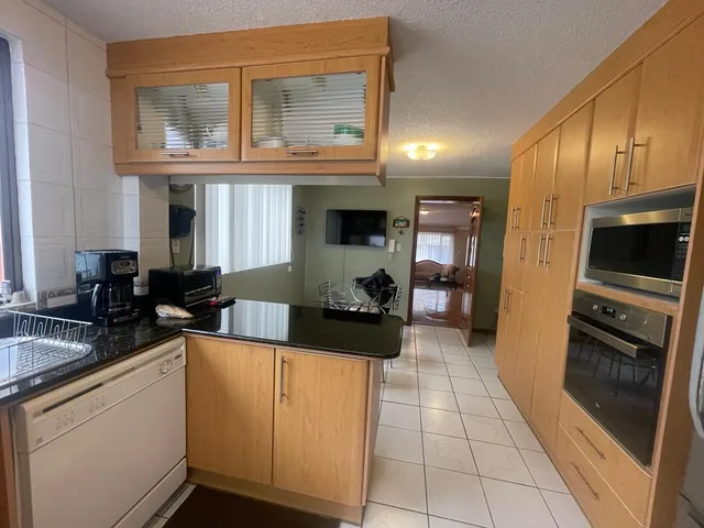 Vendo Casa - Urb. Lomas de Monteserrin - Seguridad 24/7 - *mm — imagen 3