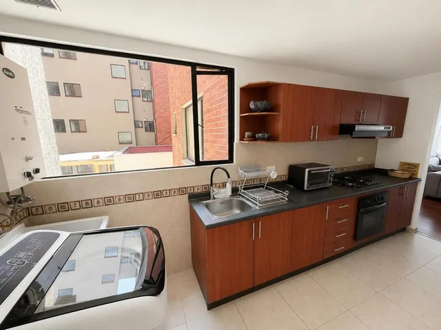 El Inca. Estupendo Departamento 2 Dorm., Frente a Colegio de America en Venta — imagen 4