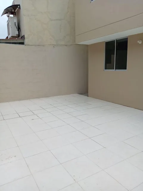 Casa en Venta en Urb. Cataluña – Vía Samborondón–salitre, 3 Dorm. (Wy), Guayas — imagen 2