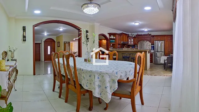 Casa con Suite y Oficina en Venta Cerca del Centro de Machala | Ideal Para Vivir y Emprender, El Oro — imagen 5