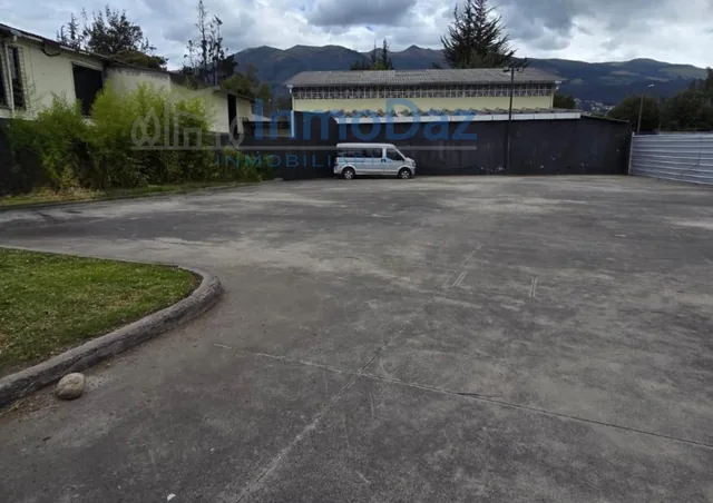 Vendo Terreno en Quito Sector de La Kennedy, Av Galo Plaza Lasso — imagen 4