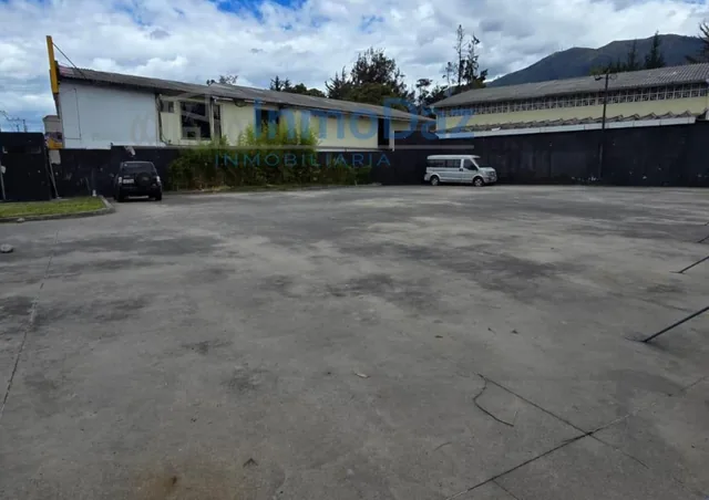 Vendo Terreno en Quito Sector de La Kennedy, Av Galo Plaza Lasso — imagen 3