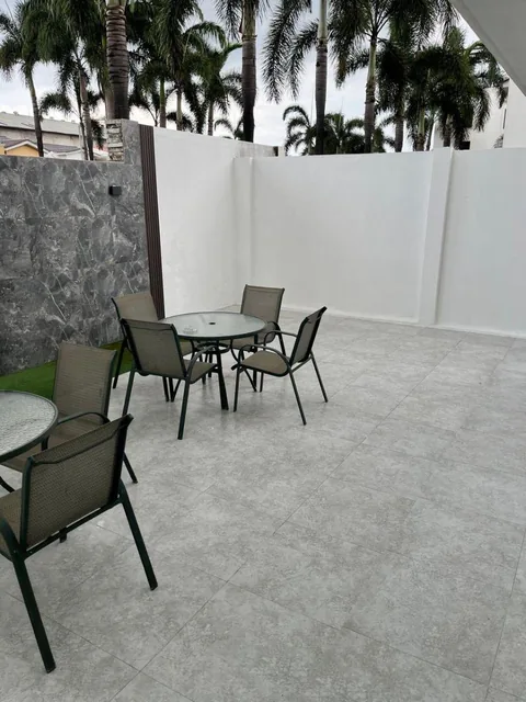 Propiedad en Venta – Urbanización Mallorca Village, Guayas — imagen 5