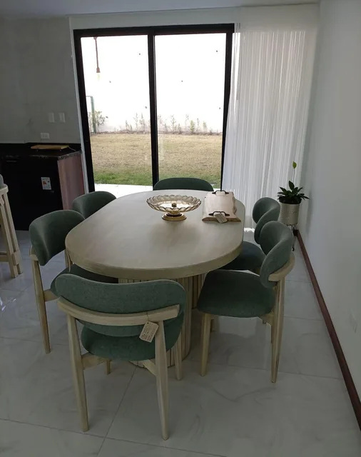 Innovocasa Vende Casas de Lujo en Conjunto, Sector Tumbaco, Santa Rosa — imagen 4